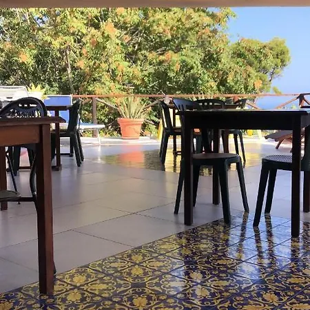 Alfrantoio Couette-café Valderice