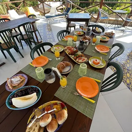 Couette-café Alfrantoio 4*